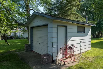 3200 Maple Avenue, Slayton, MN 56172 - Photo 8