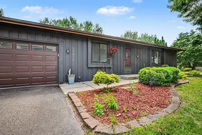 15632 Heywood Way, Apple Valley, MN 55124 - Photo 2