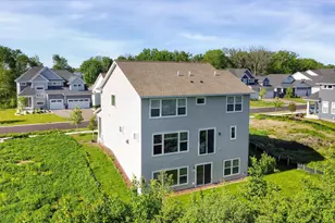 4806 128th Cir NE, Blaine, MN 55449 - Photo 4