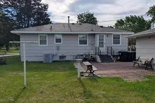 11322 Norway St NW, Coon Rapids, MN 55448 - Photo 2