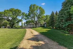 17727 Hwy 7, New Germany, MN 55367 - Photo 4