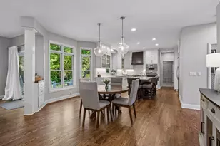 9190 Victoria Dr, Eden Prairie, MN 55347 - Photo 16