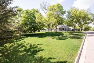 902 Quincy St, Alexandria, MN 56308 - Photo 34