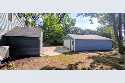 902 Quincy Street, Alexandria, MN 56308 - Photo 24