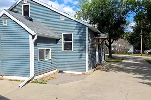 902 Quincy St, Alexandria, MN 56308 - Photo 4
