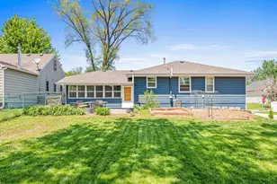 620 7th Street E, Chaska, MN 55318 - Photo 38