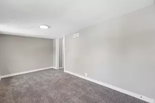 2328 Sheridan Ave N, Minneapolis, MN 55411 - Photo 18