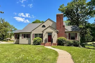 26 Birch St NE, New London, MN 56273 - Photo 1