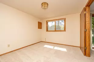 7024 W 113th St, Bloomington, MN 55438 - Photo 28