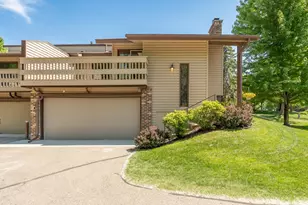 7024 W 113th St, Bloomington, MN 55438 - Photo 40