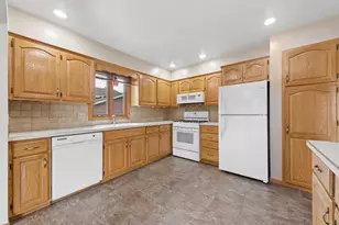12931 Tyler St NE, Blaine, MN 55434 - Photo 8