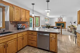 3057 Walter St, Maplewood, MN 55109 - Photo 10