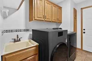 3057 Walter St, Maplewood, MN 55109 - Photo 18