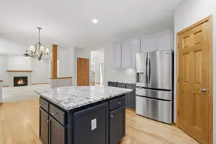 9142 Woodland Dr, Saint Bonifacius, MN 55375 - Photo 14