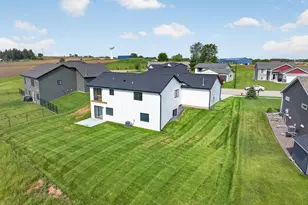 915 7th Ave, Wanamingo, MN 55983 - Photo 10
