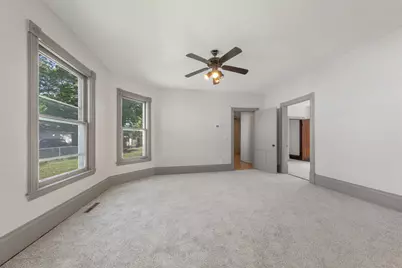 727 Division Street W, Faribault, MN 55021 - Photo 22