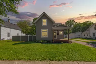 727 Division St W, Faribault, MN 55021 - Photo 2