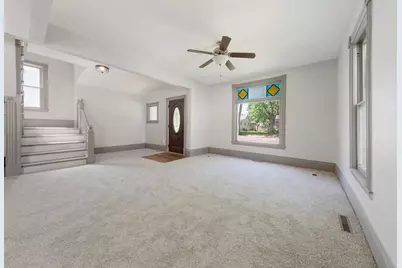 727 Division Street W, Faribault, MN 55021 - Photo 18