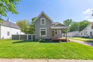 727 Division St W, Faribault, MN 55021 - Photo 14
