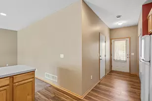 6637 Lamplight Dr, Albertville, MN 55301 - Photo 12