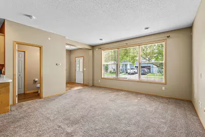 6637 Lamplight Drive, Albertville, MN 55301 - Photo 8