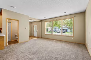 6637 Lamplight Dr, Albertville, MN 55301 - Photo 8