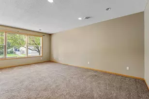 6637 Lamplight Dr, Albertville, MN 55301 - Photo 10