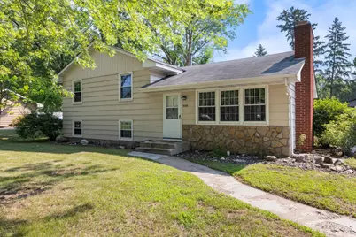 9508 Oliver Avenue N, Brooklyn Park, MN 55444 - Photo 16