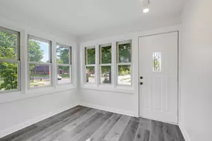 3500 36th Ave S, Minneapolis, MN 55406 - Photo 2