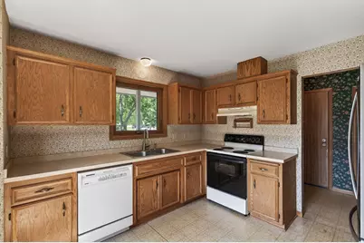 4433 W 131st Street, Savage, MN 55378 - Photo 4