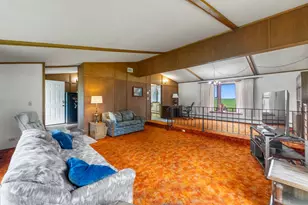 25975 630th Ave, Alden, MN 56009 - Photo 8