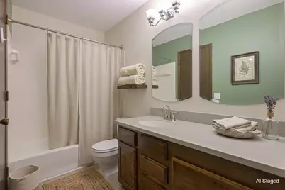 11106 Vessey Avenue S, Bloomington, MN 55437 - Photo 16