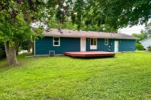 6601 Zealand Ave N, Brooklyn Park, MN 55428 - Photo 22