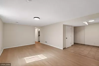 6601 Zealand Avenue N, Brooklyn Park, MN 55428 - Photo 10