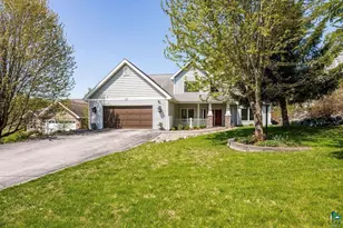 207 S 2nd Ave, Proctor, MN 55810 - Photo 2