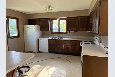27600 County Road 18, Comfrey, MN 56019 - Photo 6