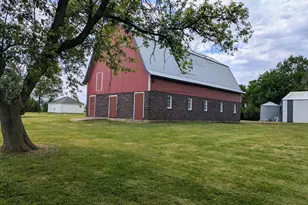 27600 Co Rd 18, Comfrey, MN 56019 - Photo 14