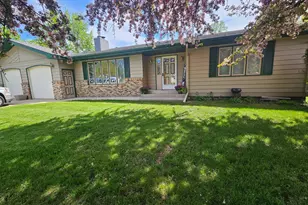116 Nora St E, Thief River Falls, MN 56701 - Photo 36