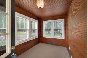 2719 16th Ave E, North Saint Paul, MN 55109 - Photo 8