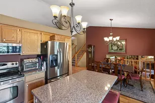 3398 Rolling Hills Dr, Eagan, MN 55121 - Photo 12