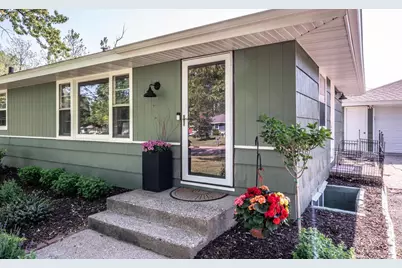 8507 Hadley Avenue S, Cottage Grove, MN 55016 - Photo 2