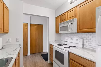 360 Sherman Street #1604, Saint Paul, MN 55102 - Photo 8