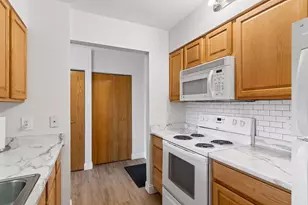 360 Sherman St, Saint Paul, MN 55102 - Photo 8