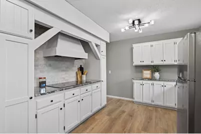 2742 Xenwood Avenue S, Saint Louis Park, MN 55416 - Photo 12