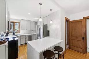 2920 Princeton Ave, Saint Louis Park, MN 55416 - Photo 10