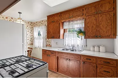 5737 34th Avenue S, Minneapolis, MN 55417 - Photo 2