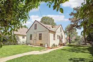 1525 Asbury St, Saint Paul, MN 55108 - Photo 38
