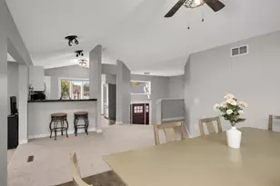 17550 Foxboro Ln, Lakeville, MN 55024 - Photo 12