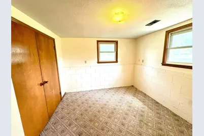 404 E 3rd Street, Madison, MN 56256 - Photo 10