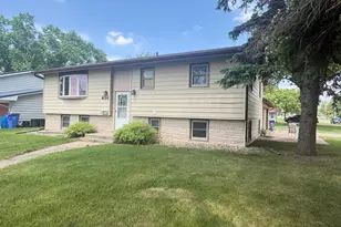 404 E 3rd St, Madison, MN 56256 - Photo 1